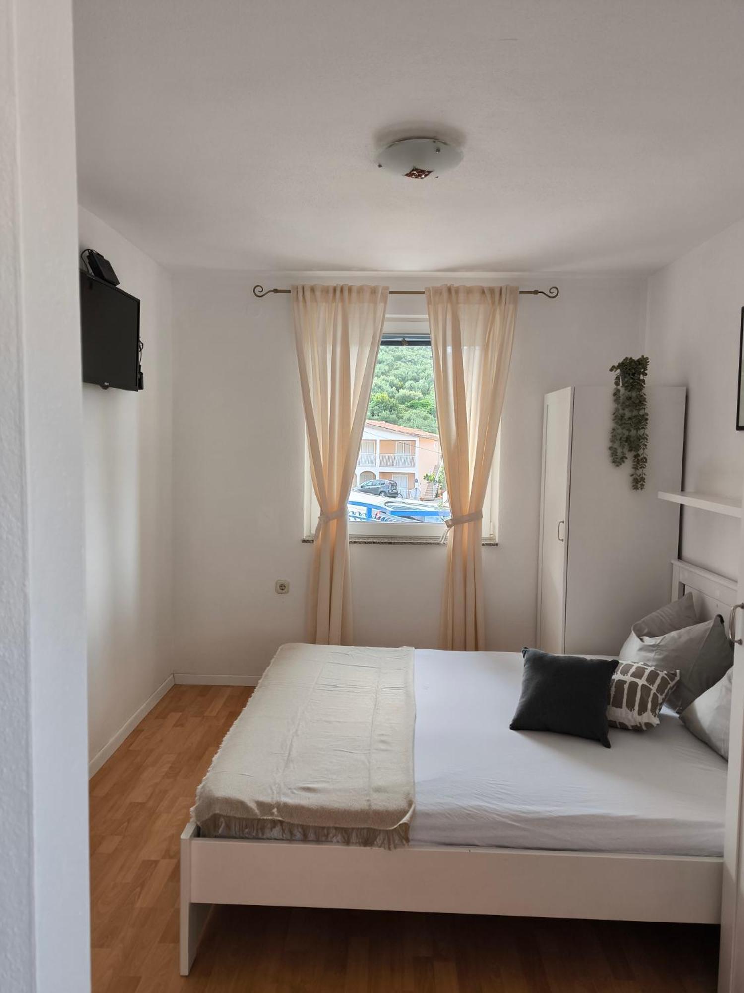 Apartmani Baresic Podgora Kültér fotó